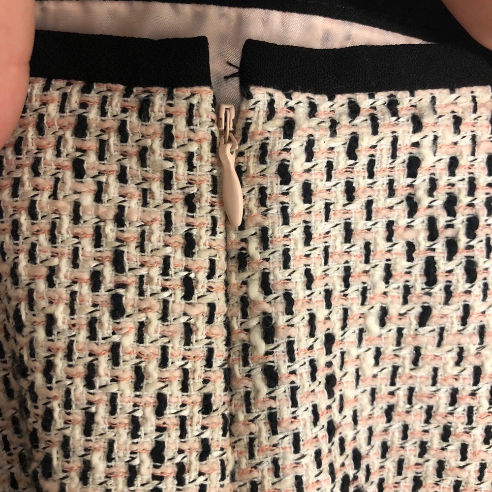 Vince Camuto Tweed Pencil Skirt - Picture 8 of 8